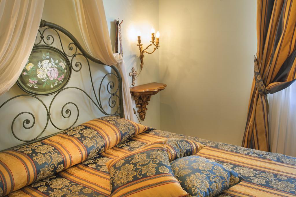 קורטונה Villa San Biagio חדר תמונה