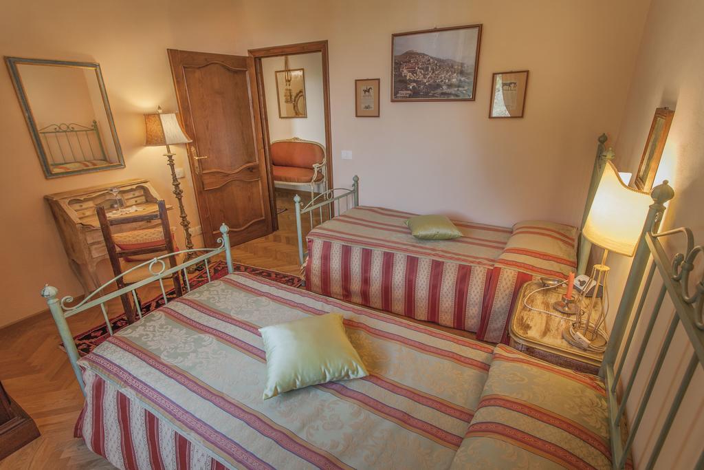 קורטונה Villa San Biagio חדר תמונה