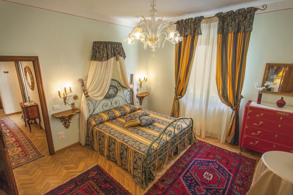 קורטונה Villa San Biagio חדר תמונה